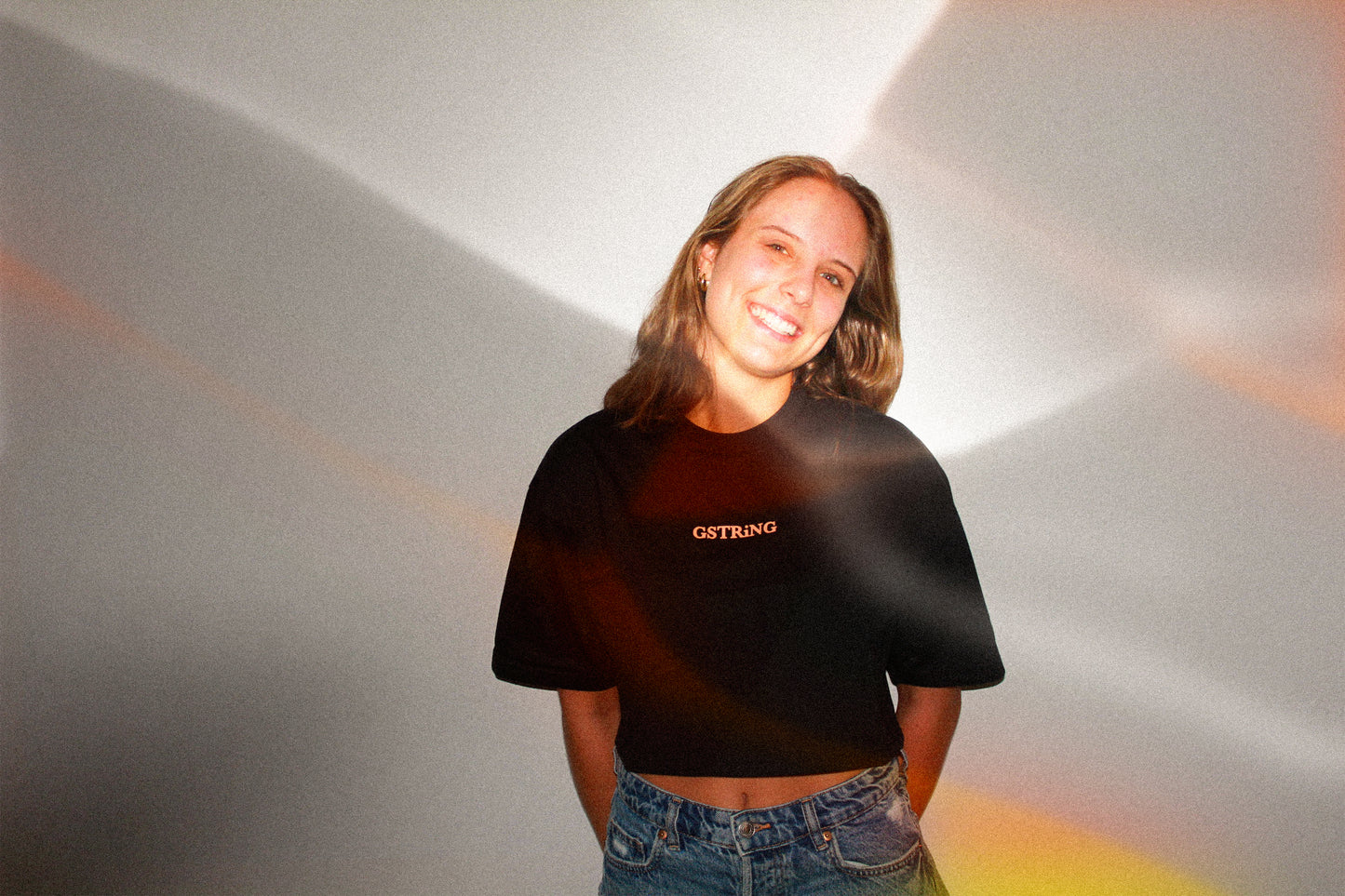 GSTRiNG - Oversized Women's Cropped T-Shirt - Die Kast